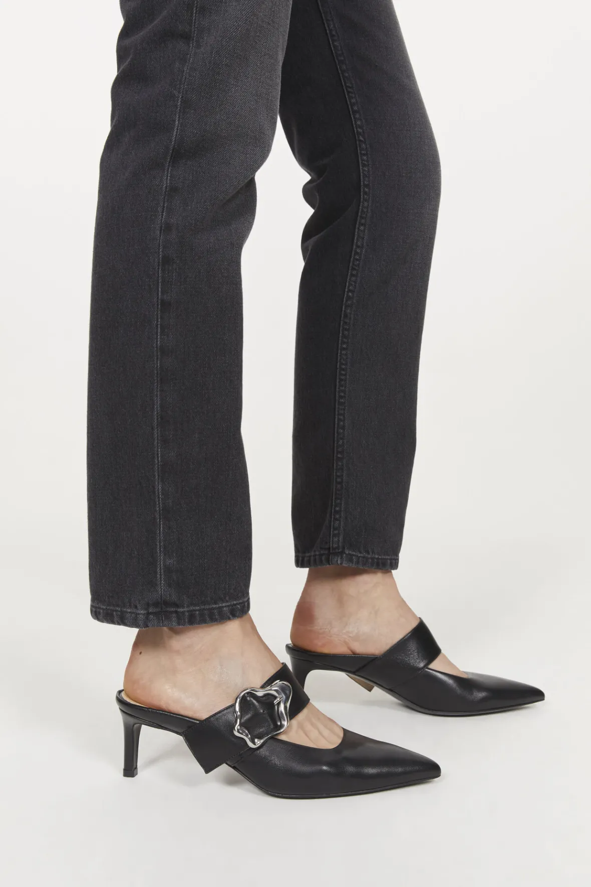 Rodebjer Aurora Coral Pumps New