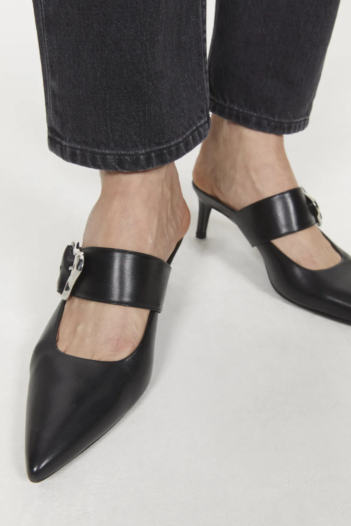 Rodebjer Aurora Coral Pumps New